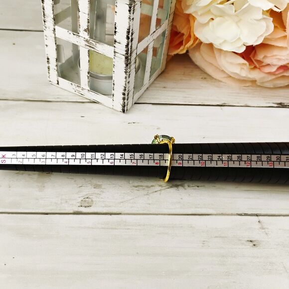 Large Light Blue Stone Gold Tone Ring Size 8.5 Cocktail, Elegant, Chic NEW - Picture 6 of 6